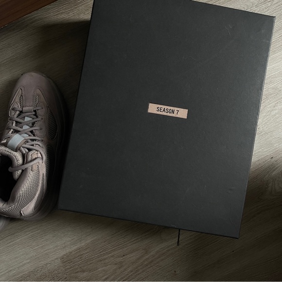 Yeezy Desert Boot in Cinder - Picture 6 of 6